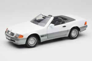 Mercedes 500 SL R129 Fehér Roadtough 1:18 92048 Fém