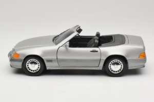 Mercedes 500SL R129 Ezüst Tchibo 1:18 TC001 Fém – 4. kép a 8-ből