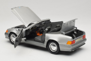 Mercedes 500SL R129 Ezüst Tchibo 1:18 TC001 Fém – 5. kép a 8-ből