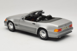 Mercedes 500SL R129 Ezüst Tchibo 1:18 TC001 Fém – 7. kép a 8-ből