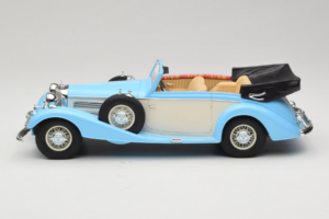 Mercedes 540K Kabrió Kék Fehér Cult Models 1:18 CML184-2 Fém – 3. kép a 6-ből