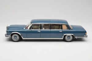 Mercedes 600 Pullman W100 Kék NZG 1:18 B66040707 Fém – 4. kép a 8-ből