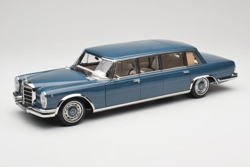 Mercedes 600 Pullman W100 Kék NZG 1:18 B66040707 Fém