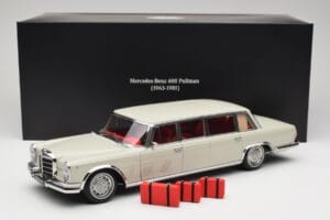 Mercedes 600 Pullman W100 Világosszürke NZG 1:18 B66040708 Fém – 8. kép a 8-ből
