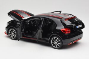 Mercedes A-Class W176 AMG Fekete Norev 1:18 183596 Fém – 5. kép a 8-ből