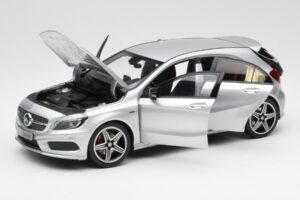 Mercedes A-Class W176 Polar Ezüst Norev 1:18 B66960139 Fém – 2. kép a 8-ből