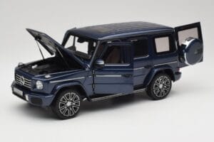 Mercedes AMG G 63 L W465 Sötétkék Norev 1:18 B66960663 Fém – 2. kép a 8-ből