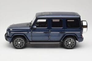 Mercedes AMG G 63 L W465 Sötétkék Norev 1:18 B66960663 Fém – 4. kép a 8-ből
