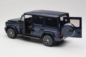 Mercedes AMG G 63 L W465 Sötétkék Norev 1:18 B66960663 Fém – 5. kép a 8-ből
