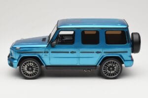Mercedes AMG G63 W463 Hyper Blue Magno GT Spirit 1:18 GT925 Gyanta – 3. kép a 6-ből