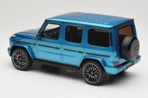 Mercedes AMG G63 W463 Hyper Blue Magno GT Spirit 1:18 GT925 Gyanta – 5. kép a 6-ből