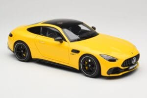 Mercedes AMG GT 43 C192 Turbo Sun Yellow NZG 1:18 B66960587 Fém – 6. kép a 8-ből