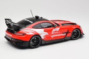 Mercedes AMG GT Black Series C190 Safety Car F1 2023 Minichamps 1:18 155032091 Fém – 2. kép a 6-ből