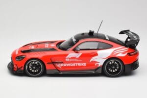 Mercedes AMG GT Black Series C190 Safety Car F1 2023 Minichamps 1:18 155032091 Fém – 3. kép a 6-ből