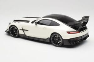 Mercedes AMG GT C190 Black Series Designo Diamond Fehér Metallic Minichamps 1:18 155032022 Fém – 5. kép a 6-ből