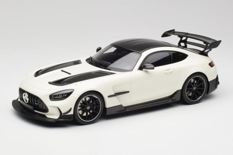 Mercedes AMG GT C190 Black Series Designo Diamond Fehér Metallic Minichamps 1:18 155032022 Fém