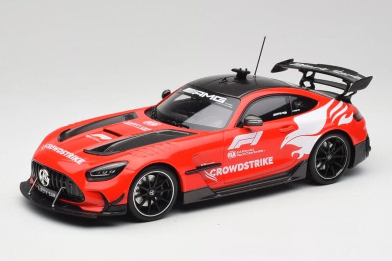 Mercedes AMG GT Black Series F1 Safety Car 2022 Minichamps 1:18 153032093 Fém