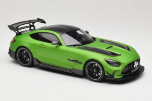 Mercedes AMG GT C190 Black Series Green Hell Magno Minichamps 1:18 155032020 Fém – 4. kép a 6-ből