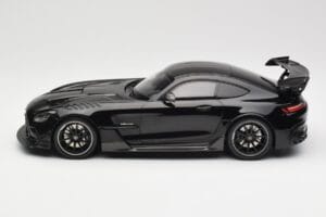 Mercedes AMG GT C190 Black Series Jet Black Metallic Minichamps 1:18 155032024 Fém – 3. kép a 6-ből