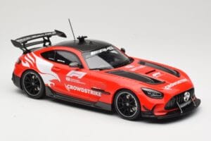 Mercedes AMG GT C190 Black Series Safety Car F1 2022 Minichamps 1:18 155032090 Fém – 4. kép a 6-ből