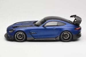 Mercedes AMG GT C190 Black Series Spectral Blue Magno Minichamps 1:18 155032021 Fém – 3. kép a 6-ből