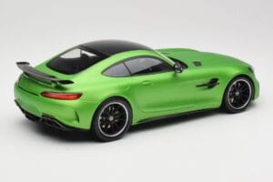 Mercedes AMG GT R C190 Matt Zöld Minichamps 1:18 155036020 Fém – 2. kép a 6-ből