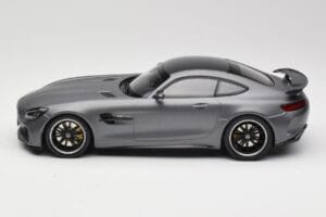 Mercedes AMG GT R C190 Matt Szürke Metál Minichamps 1:18 155036026 Fém – 3. kép a 6-ből