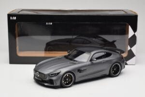 Mercedes AMG GT R C190 Matt Szürke Metál Minichamps 1:18 155036026 Fém – 6. kép a 6-ből