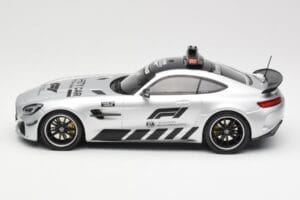 Mercedes AMG GT R C190 Safety Car F1 2019 Minichamps 1:18 155036090 Fém – 3. kép a 6-ből