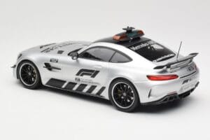 Mercedes AMG GT R C190 Safety Car F1 2019 Minichamps 1:18 155036090 Fém – 5. kép a 6-ből