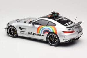 Mercedes AMG GT R C190 Safety Car F1 2020 Minichamps 1:18 155036092 Fém – 5. kép a 6-ből