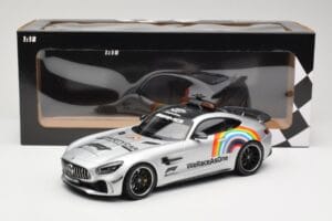 Mercedes AMG GT R C190 Safety Car F1 2020 Minichamps 1:18 155036092 Fém – 6. kép a 6-ből