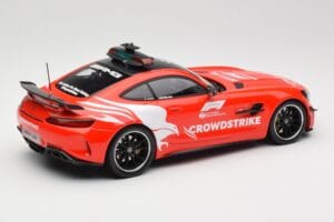 Mercedes AMG GT R C190 Safety Car F1 2021 Minichamps 1:18 155036095 Fém – 2. kép a 6-ből