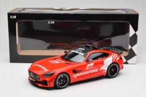 Mercedes AMG GT R C190 Safety Car F1 2021 Minichamps 1:18 155036095 Fém – 6. kép a 6-ből