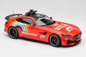 Mercedes AMG GT R C190 Safety Car F1 Mugello GP 2020 Minichamps 1:18 155036094 Fém – 4. kép a 6-ből
