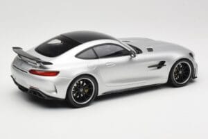 Mercedes AMG GT R C190 Ezüst Minichamps 1:18 155036025 Fém – 2. kép a 6-ből