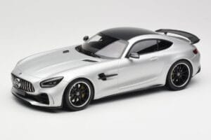 Mercedes AMG GT R C190 Ezüst Minichamps 1:18 155036025 Fém