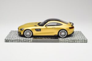 Mercedes Brabus AMG GT S C190 600 Desert Arany Minichamps 1:18 107032522 Fém – 3. kép a 6-ből