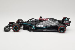 Mercedes AMG Petronas W11 #44 L. Hamilton Winner Tuscan GP 2020 Minichamps 1:18 110200944 Fém – 3. kép a 6-ből