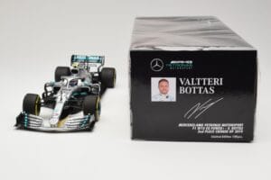 Mercedes AMG Petronas Motorsport W10 #77 V. Bottas 2nd Place Chinese GP 2019 Minichamps 1:18 110190377 Fém – 6. kép a 6-ből
