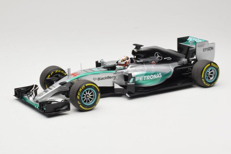 Mercedes AMG Petronas W06 Hybrid #44 L. Hamilton F1 World Champion 2015 Minichamps 1:18 186150044 Fém