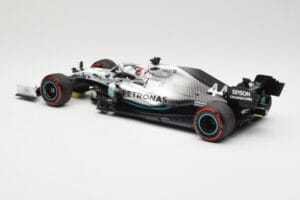 Mercedes AMG Petronas W10 #44 L. Hamilton Winner German GP 2019 Minichamps 1:18 110191144 Fém – 5. kép a 6-ből