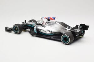 Mercedes AMG Petronas W10 #44 L. Hamilton Winner British GP 2019 Minichamps 1:18 110191044 Fém – 5. kép a 6-ből