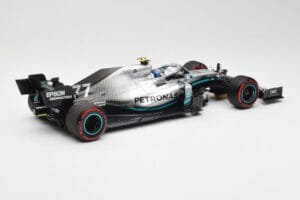 Mercedes AMG Petronas W10 #77 V. Bottas British GP 2019 Minichamps 1:18 110191077 Fém – 2. kép a 6-ből