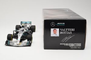 Mercedes AMG Petronas W10 #77 V. Bottas Winner USA GP 2019 Minichamps 1:18 110191877 Fém – 6. kép a 6-ből