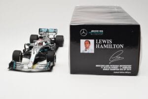 Mercedes AMG Petronas W10 EQ Power+ #44 L. Hamilton USA GP F1 World Champion 2019 Minichamps 1:18 110191844 Fém – 7. kép a 7-ből
