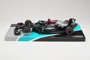Mercedes AMG Petronas W12 E Performance #44 L. Hamilton Bahrain GP 2021 Minichamps 1:18 113210144 Fém