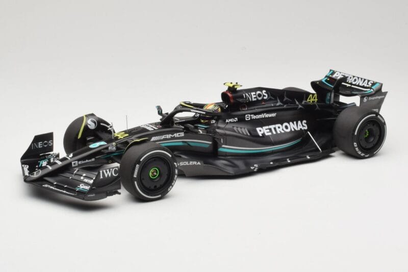 Mercedes AMG Petronas W14 E Performance #44 L. Hamilton Bahrain GP 2023 Minichamps 1:18 110230144 Fém