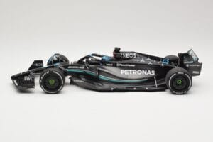 Mercedes AMG Petronas W14 E Performance #63 G. Russell Australian GP 2023 Minichamps 1:18 110230363 Fém – 3. kép a 6-ből
