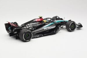 Mercedes AMG Petronas W15 E Performance #44 L. Hamilton 2024 Minichamps 1:18 110240144 Fém – 2. kép a 6-ből